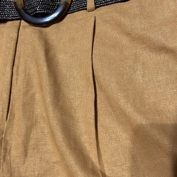 Zara tan linen pleated front belted shorts high waisted size large - Picture 16 of 16